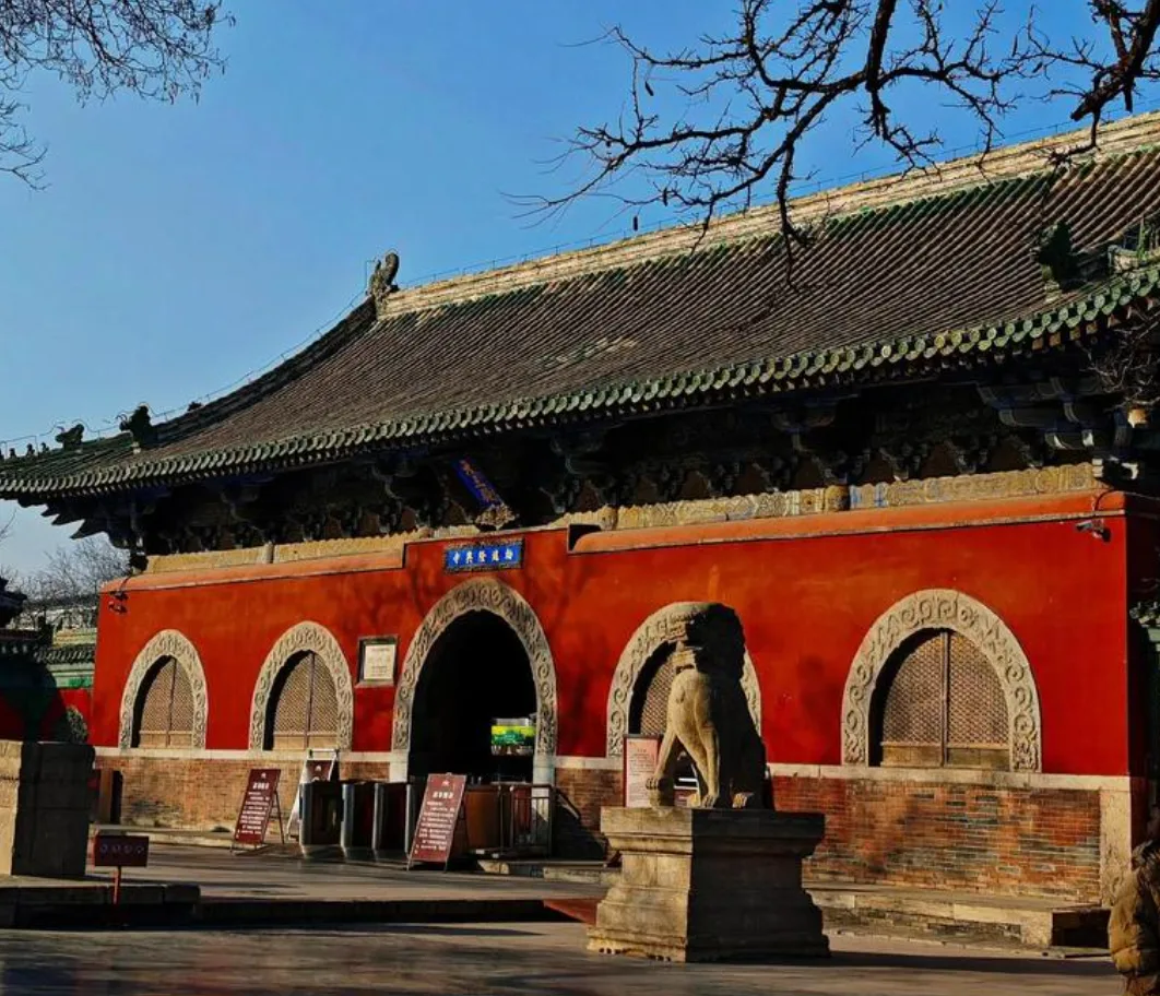 Longxing Temple in Zhengding for a practical visitor route