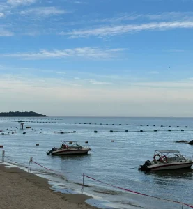 Qinhuangdao Travel Guide: Beidaihe Beaches, Laolongtou and Seafood