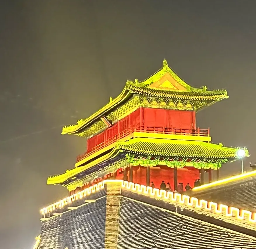 Night view of Zhengding old city tower for itinerary timing