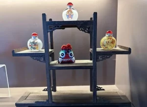 Hengshui inside-painted snuff bottle art workshop
