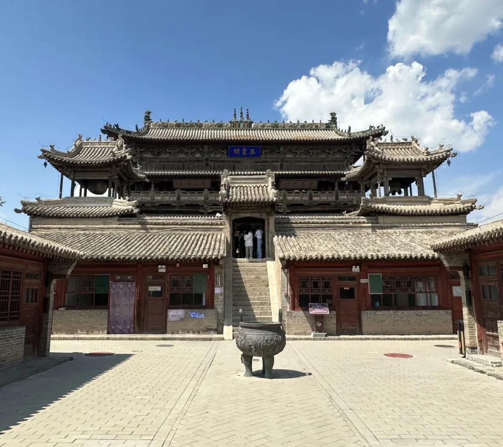 Entrance courtyard at Yuhuang Pavilion in Yuxian, Hebei